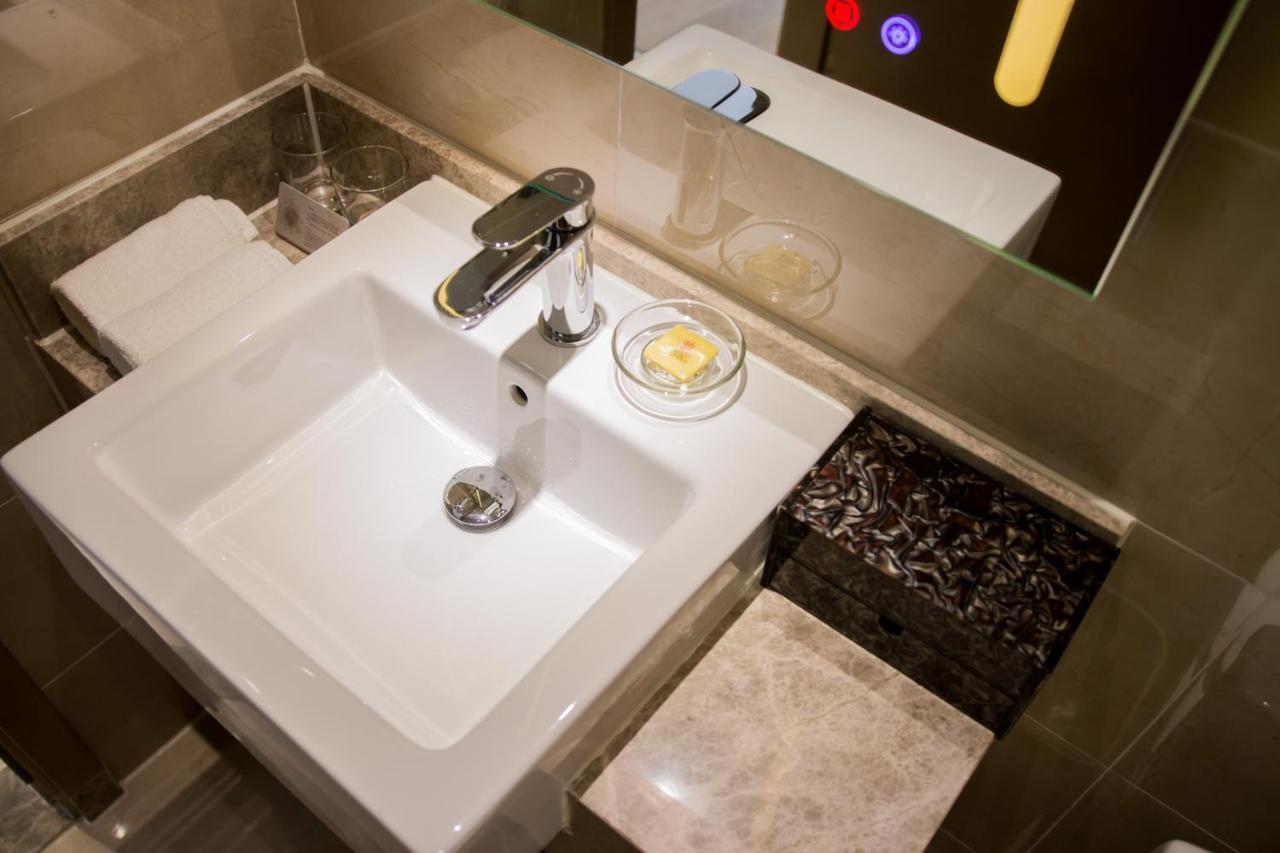 Yitel Hotel 4*